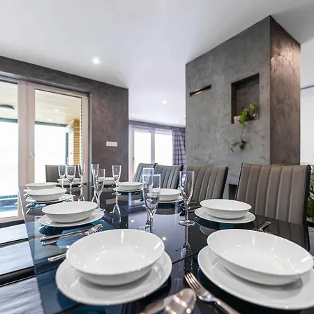 ヴィラ Wellness Klinovec Views *